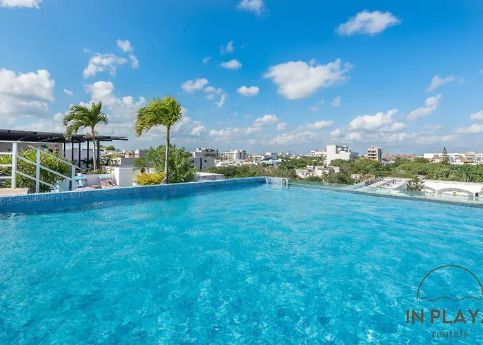 Apartment W Rooftop Pool & Free Parking